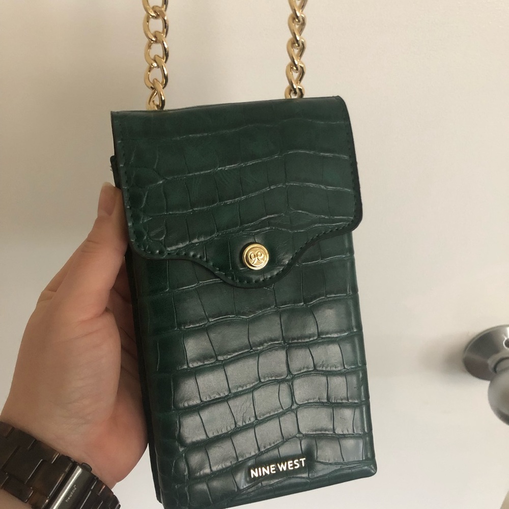 Green snakeskin print phone crossbody bag
